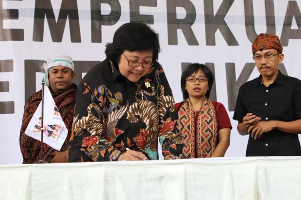 Menteri LHK Tegaskan...