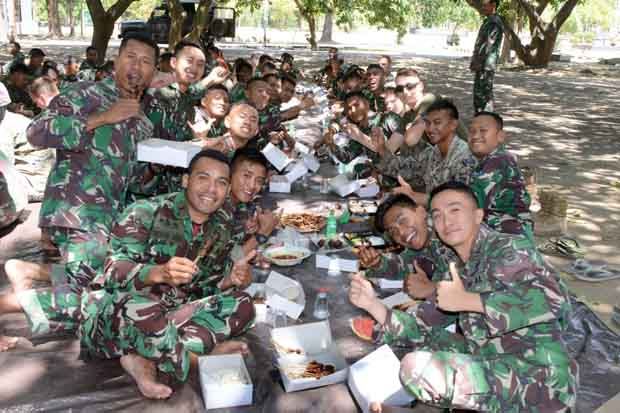 Marinir Indonesia Kenalkan...