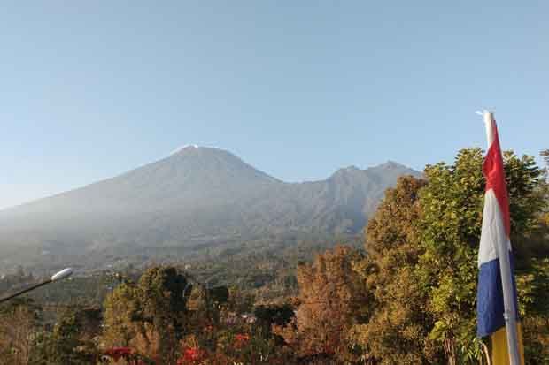Tetap Waspada! Gunung...