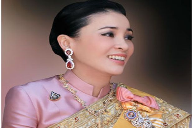 Suthida Tidjai, dari...