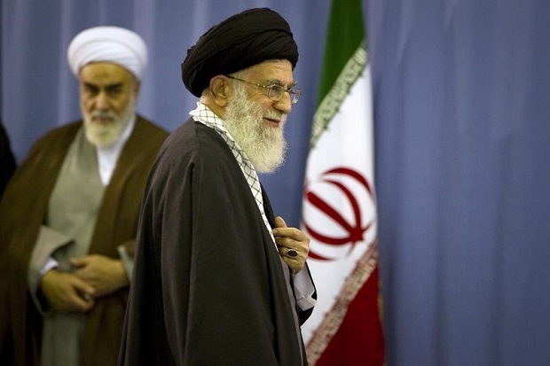 Serukan Khamenei Mengundurkan...
