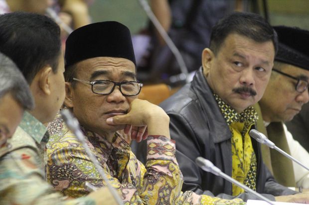 Mendikbud Ungkap Gaji...