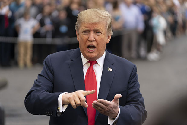 Trump Berharap Tak Ada...