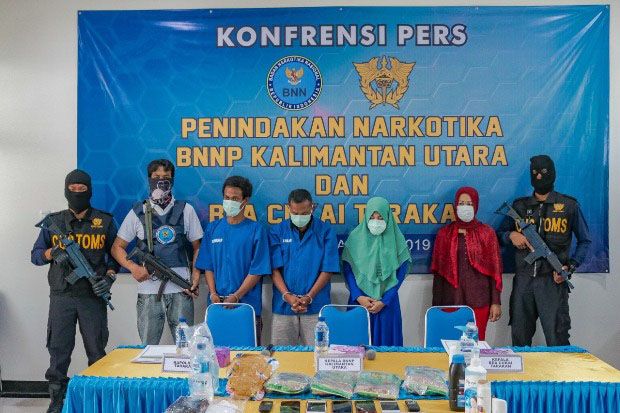 Dilarutkan dalam Air...