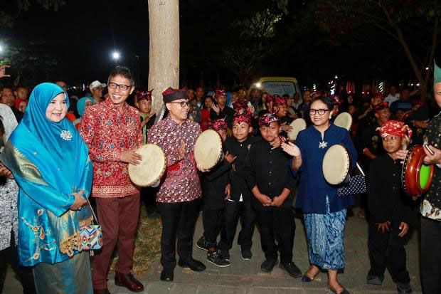 40 Negara Hadir dalam...