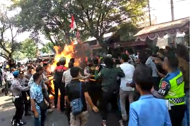 Polda Jabar: 4 Polisi...