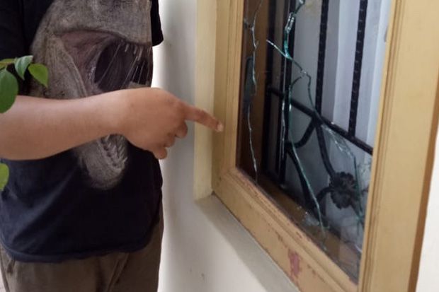 Jendela Rumah Ketua...