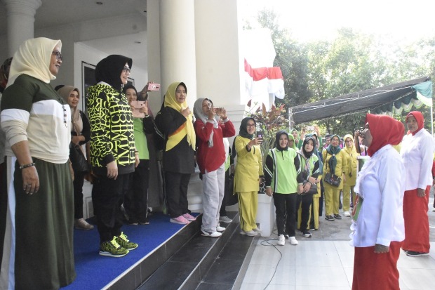 Fory Naway: Karnaval...