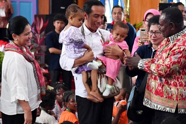 Jokowi Kembali Tegaskan...