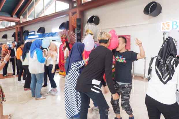 HUT ke-74 RI, Bandara...