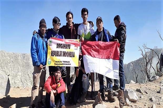 HUT Ke-74 RI, Kader...