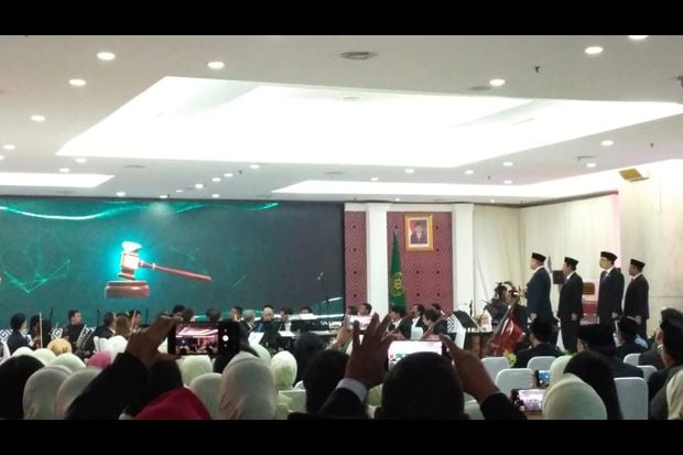 Hari Jadi Ke-74, Mahkamah...