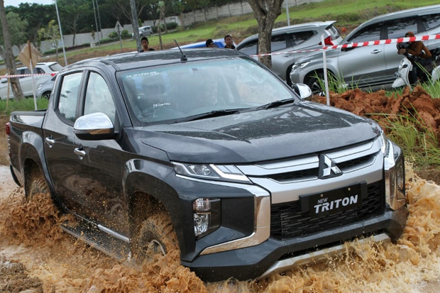 Jajal Mitsubishi New...