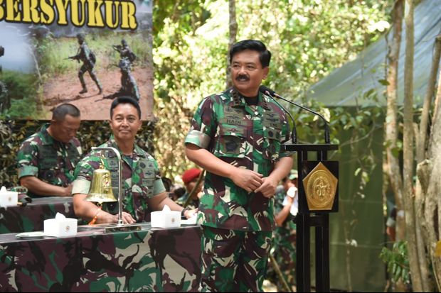 Hadapi Perang Siber,...