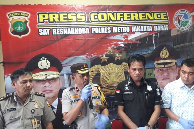 Melawan Polisi, Bandar...