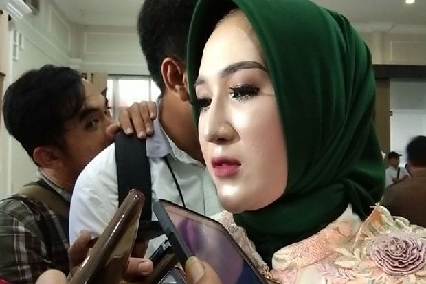 Bidan Cantik Ini, Anggota...