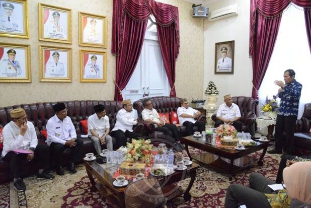 KPK Dukung Mimpi Gubernur...
