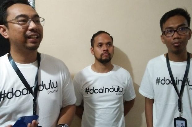 Di Platform Doa, Cuma...