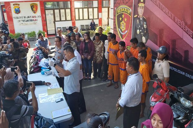 Komplotan Pencuri Motor...