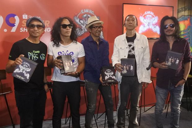 Slanking Forever, Slank...