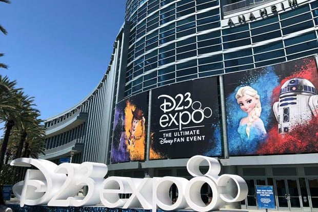 Ribuan Penggemar Disney...