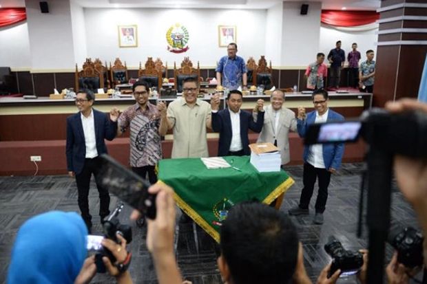 Tak Ada Pemakzulan Terhadap...