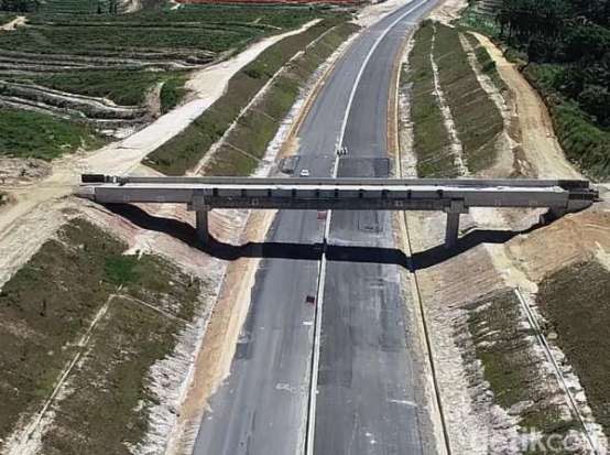 Desember 2019 Tol Pekanbaru-Dumai...