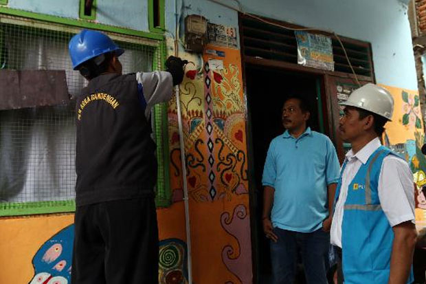 PLN Ajak Masyarakat...
