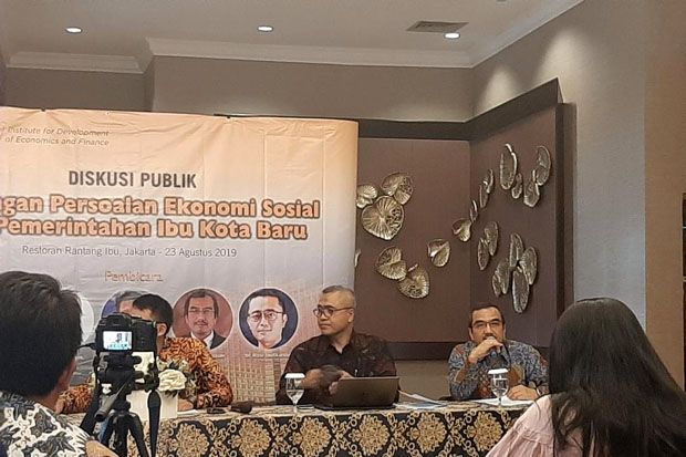 Pindahkan Ibu Kota,...
