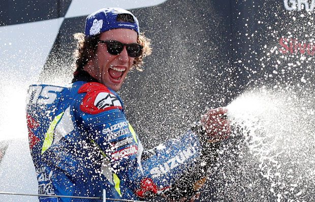 Alex Rins Masih Tak...