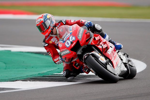Kecelakaan di Silverstone...