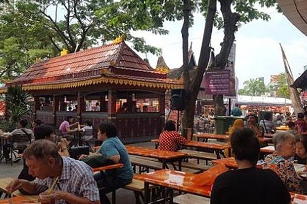 Berburu Aneka Menu Sumatera...