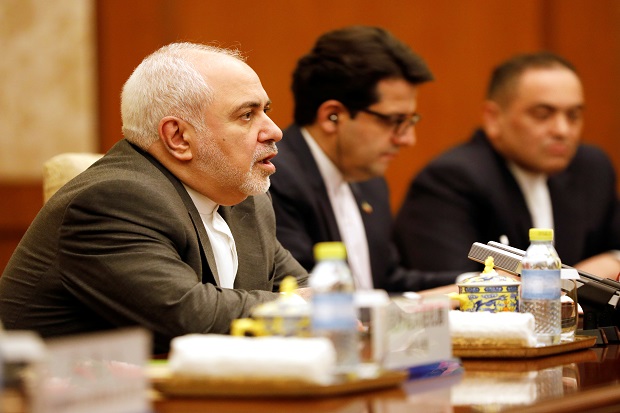 Iran: Penolakan Terhadap...