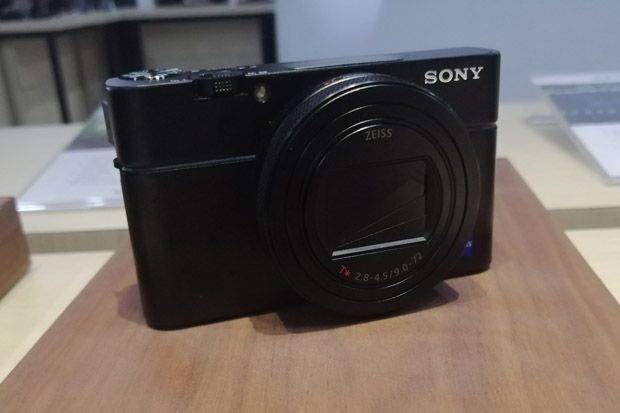 Generasi Baru Sony Mirrorless...