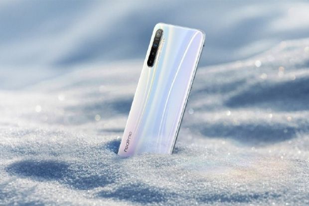 Spesifikasi realme XT...