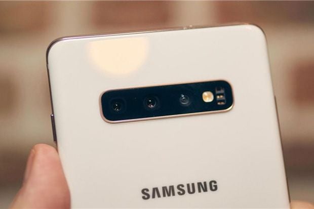 Samsung Galaxy S11 Diramalkan...