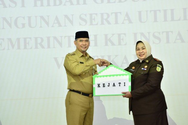 Pemkot Jambi Hibahkan...