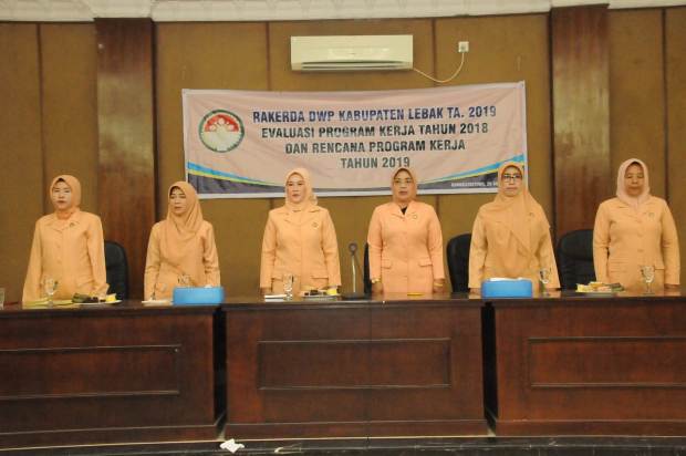 Dharma Wanita Persatuan...