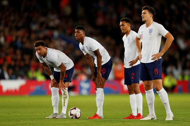 Southgate Sisipkan Empat...