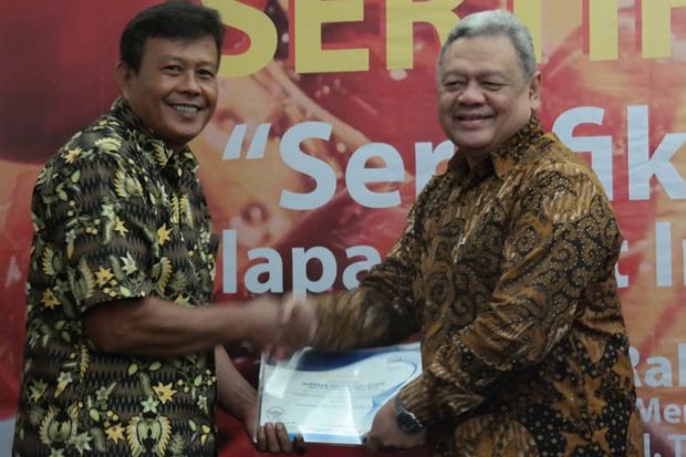Mitra Wilmar Raih Sertifikasi...