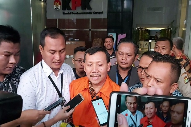 Suap Proyek Meikarta,...