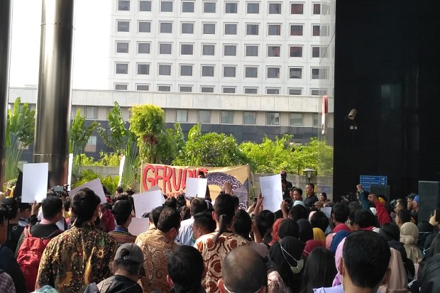 Gelar Aksi, Koalisi...