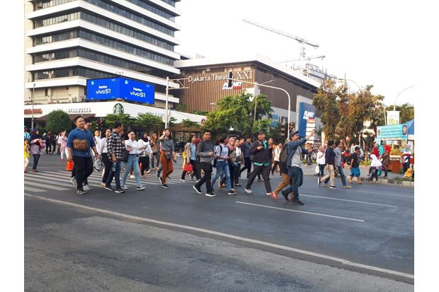 Jalan MH Thamrin Ditutup,...