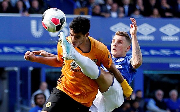 Everton Gusur Manchester...