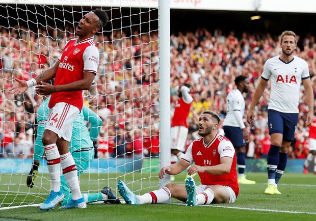 Gol Aubameyang Pupus...