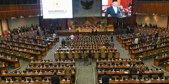DPR Baru Diminta Fokus...