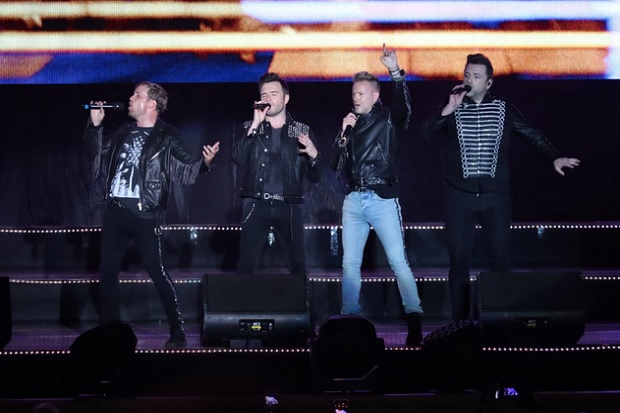 Westlife Tutup Tur Konser...