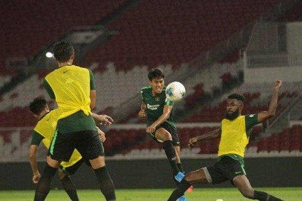 Hadapi Malaysia, Timnas...