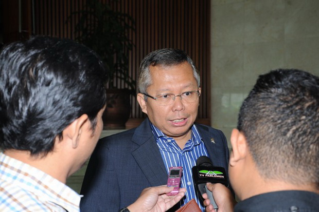 Soal Komposisi Kabinet,...