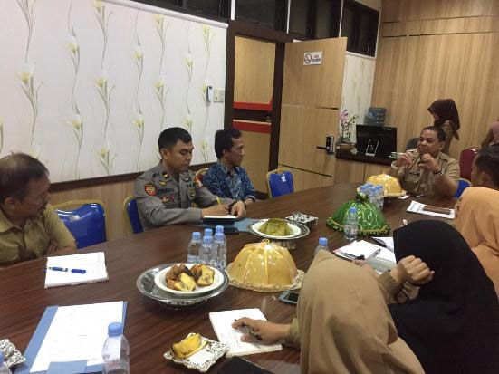 Pemkab Pasangkayu Bahas...